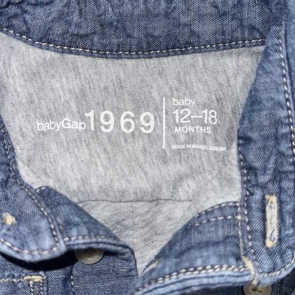 Baby Gap Denim Jumpsuit 12-18M - Picture 2 of 3